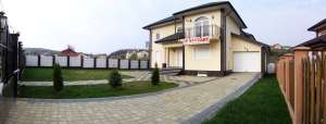 Vand Vila de Lux 350 mp utili zona Bucium
