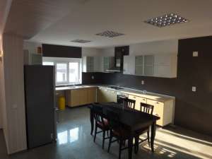 Vand Vila de Lux 350 mp utili zona Bucium
