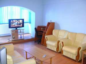 Inchiriez apartament 3camere Prahova Campina