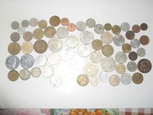 Vand monede si bancnote vechi.