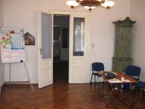 OFER PTR. INCHIRIAT APARTAMENT ULTRACENTRAL IN ARAD