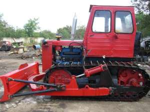 BULDOZER S651