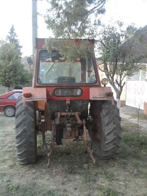 Vand tractor U650 an de fab 1994 in stare buna