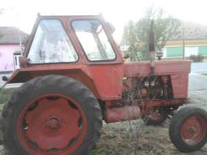 Vand tractor U650 an de fab 1994 in stare buna