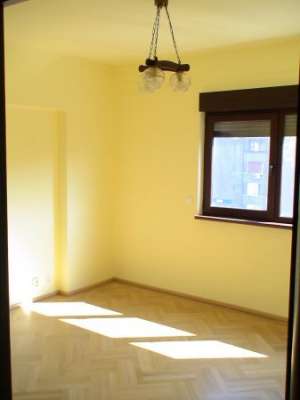 OCAZIE VANZARE APARTAMENT 4 CAMERE PARCUL CISMIGIU
