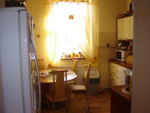 Apartamnet 4 camere 2+2