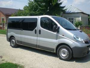 vand sau schimb opel vivaro 8+1 cu vacii de lapte