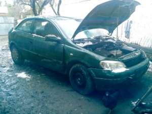 opel astra avariat