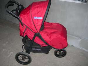 vand carucior+cos auto bebe