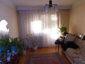 ORAS BACAU ! VAND APARTAMENT CU 2 CAMERE LA PARCUL TRANDAFIRILOR,  ETAJ 1