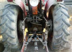 VAND TRACTOR V445
