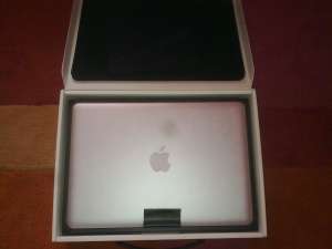 Vand leptop Apple macbook air de 13 inchi