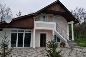 VAND VILA CURTEA DE ARGES,                    5 CAMERE