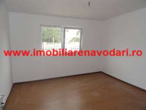vila Navodari,   parter+mansarda,   zona buna