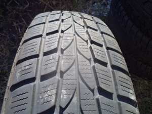 2 Anvelope De Iarna Falken 165 70 14 Aproape Noi