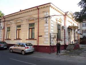 Zona Unirii - Udriste,   vila de inchiriat,   P+M,   suprafata 400mp,   7 camere