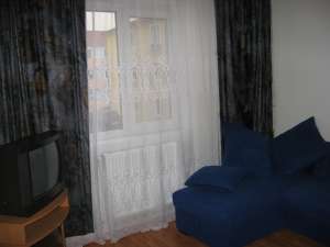 INCHIRIERE APARTAMENT 1 CAM