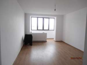 BACAU VAND URGENT APARTAMENT DE LUX CU 2 CAMERE,  SITUAT IN ZONA MIORITA, 