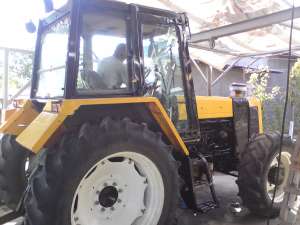 VAND TRACTOR RENAULT 110.54