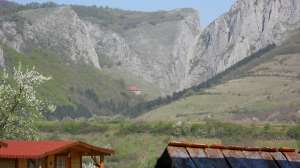 CASA PARTIZANILOR OCOLIS
