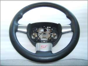 Volan  ST piele si CAPAC airbag  Ford Focus 2 .  Model 2005-2011