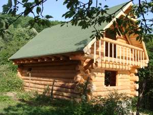 cabane din bustean, lemn rotund necalibrat