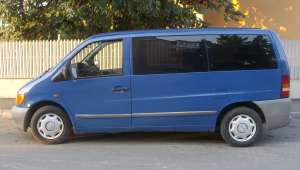 vand sau schimb mercedes vito 8 locuri