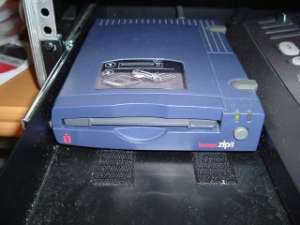 VIND ZIPuri , floppy g800