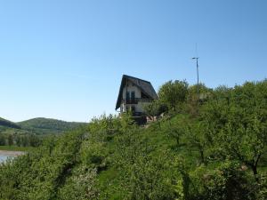 vand casa de vacanta mal lac calinesti oas