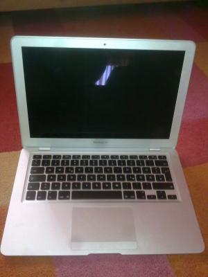 Vand leptop Apple macbook air de 13 inchi