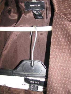 vand 2 rochii de seara,  2 perechi de pantofi zara si musette,  costum Mango,  fusta pnk casual