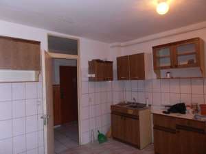 BACAU -- PROPRIETAR VAND APARTAMENT CU 2 CAMERE DECOMANDATE,  ETAJ 3,  LA ARENA MALL