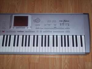 vand KORG PA1XPRO adus din GERMANIA ff bine intretinut