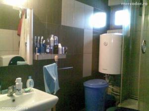 Vand casa P+1 cu 2 magazine