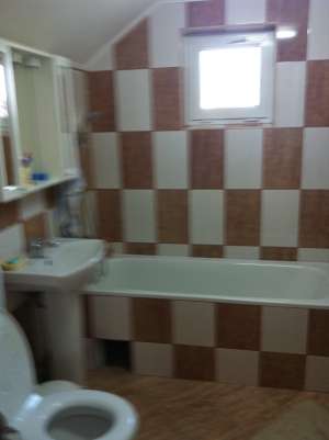 casa zona Dumbrava Nord