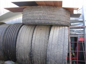 vand 4 anvelope camion tractiune