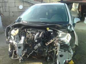 PEUGEOT 207 AVARIAT
