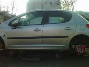 PEUGEOT 207 AVARIAT