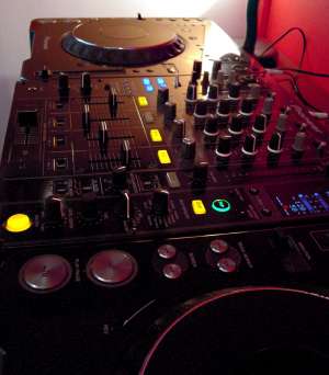 SCULE DJ PIONEER 1 MIXER DJM-800 + 2XCDJ 1000 MK2