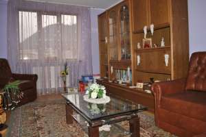 Apartament 3 cmaere,    80mp utili,    decomandat,  54000E