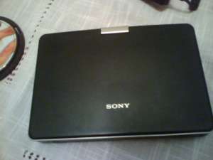 Vand sau schimb  DVD portabil Sony