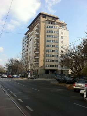 Spatiu  comercial,  Tineretului-Sincai
