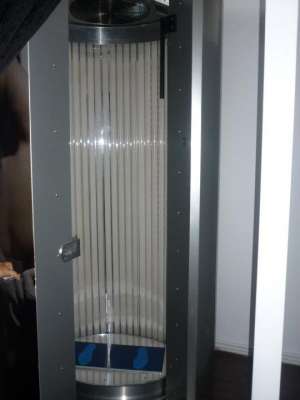 VAND 3 APARATE DE BRONZAT