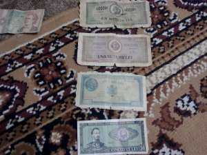 vand bagnote de:1.000.000 lei, 100.000 lei, 5.000 din 1945 si 1947.