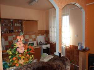 Vand sau schimb casa in Ungaria cu apartament 3 camere in Oradea
