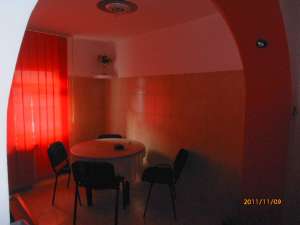 BACAU � VAND APARTAMENT CU 2 CAMERE PE PRIETENIEI,  ETAJ 2, 