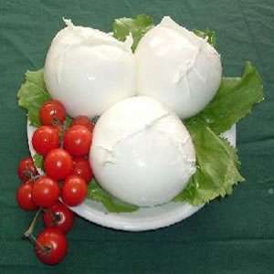 Branza mozzarella din lapte de bivolita