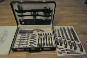 Vand set de tacamuri pt bucatarie