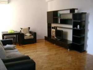 Inchiriez apartament 3 camere Universitate