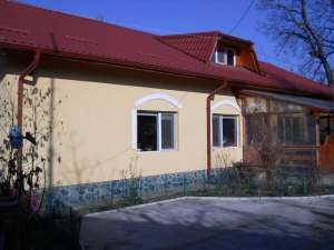 CASA DE LUX IN CAMPINA